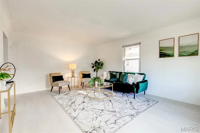 $169,900 | 2108 Holland Avenue, Alton, IL 62002