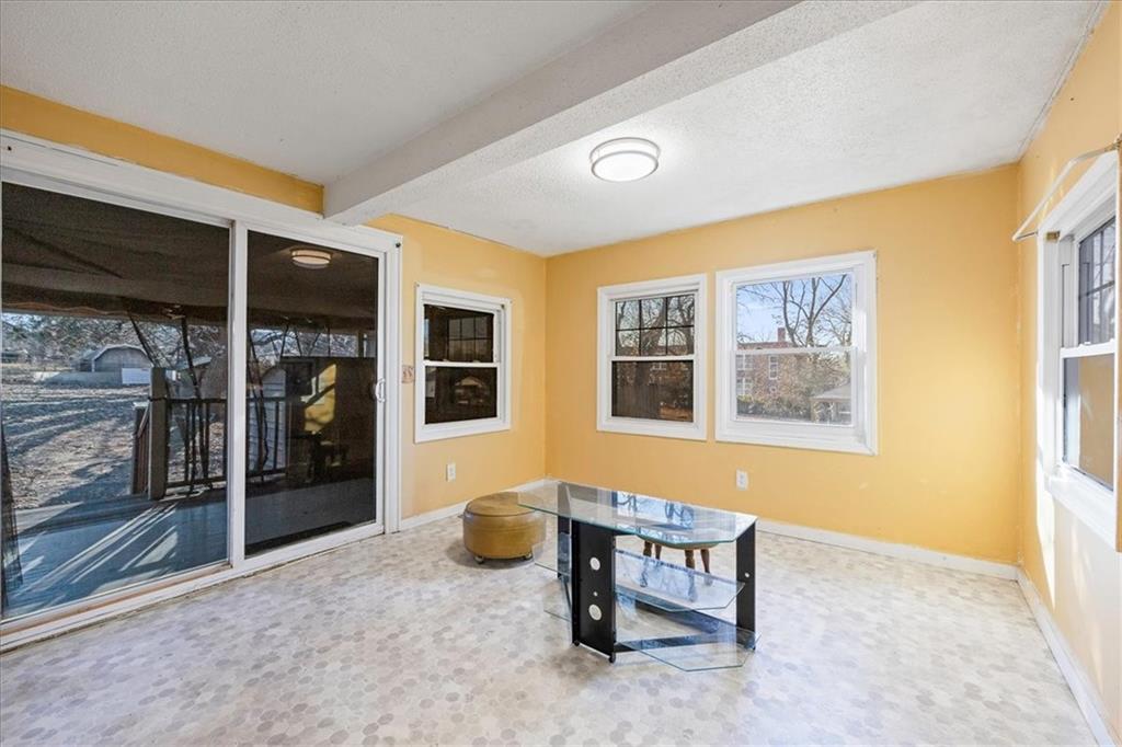 1701 West Walnut Street Independence, MO 64052 - Photo 11 of 27