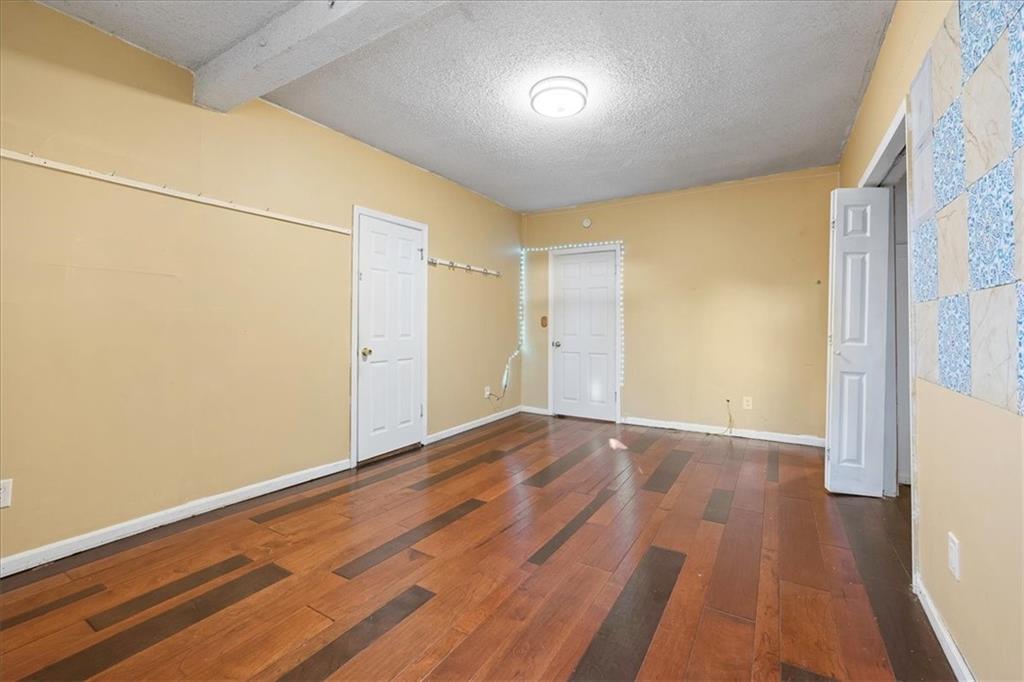 1701 West Walnut Street Independence, MO 64052 - Photo 18 of 27