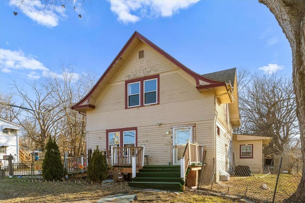 1701 West Walnut Street Independence, MO 64052 - Photo 2 of 27