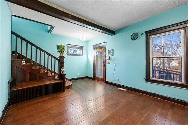 $155,900 | 1701 West Walnut Street, Independence, MO 64052