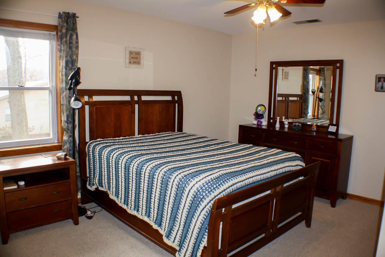 7641 Ridgeway Avenue Evansville, IN 47715 - Photo 13 of 18 Gallery Image 13