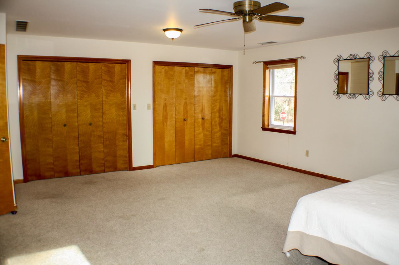 7641 Ridgeway Avenue Evansville, IN 47715 - Photo 10 of 18 Gallery Image 10