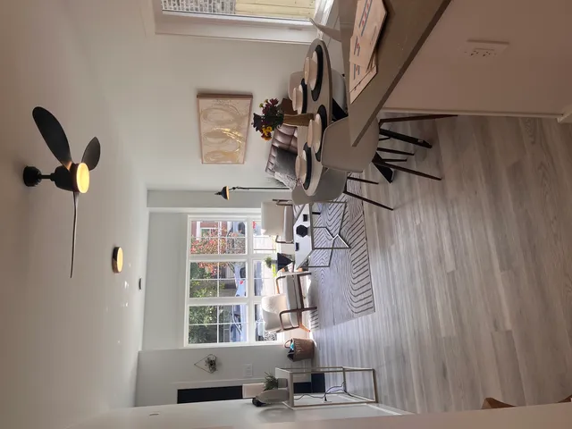 $395,000 | 948 North Homan Avenue, Chicago, IL 60651