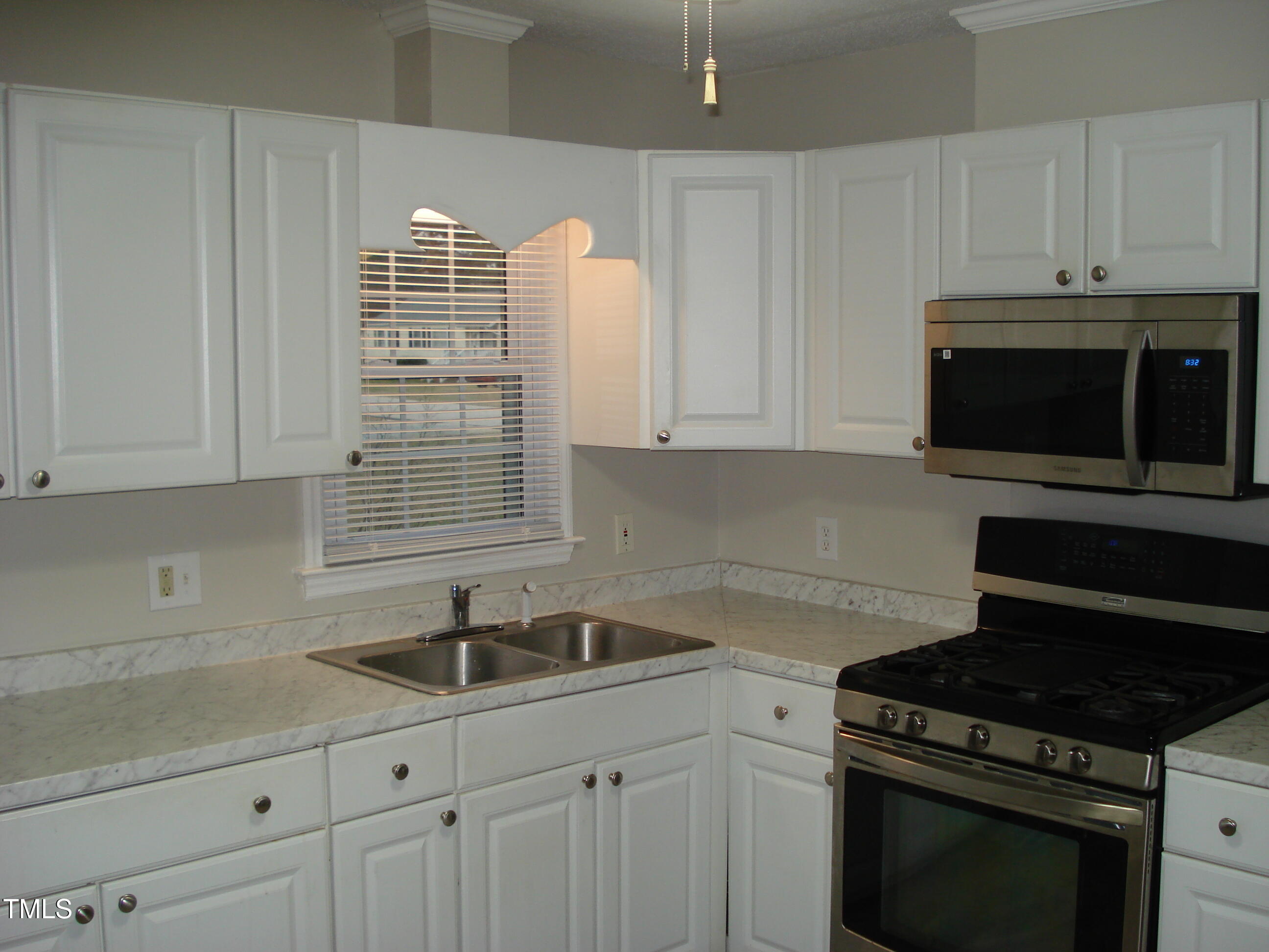 110 North 8th Street Erwin, NC 28339 - Photo 14 of 46 DSC07876