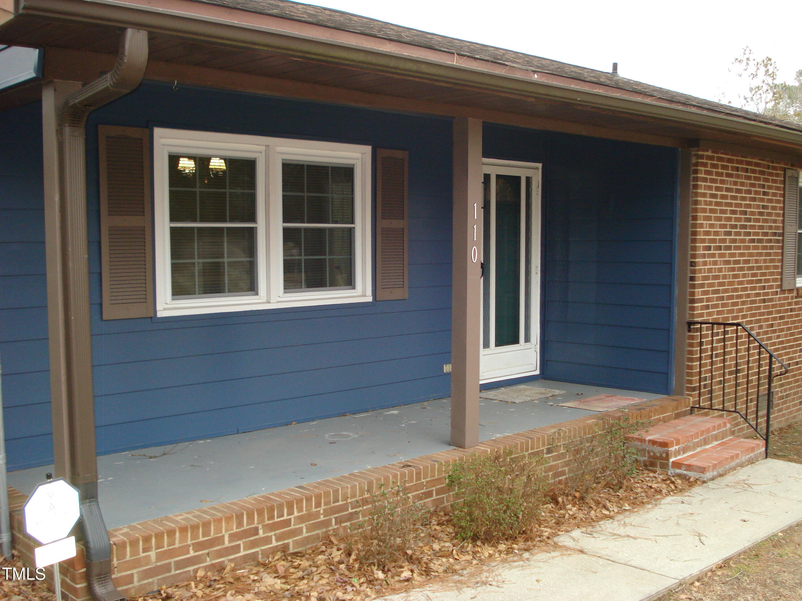 110 North 8th Street Erwin, NC 28339 - Photo 3 of 46 DSC07905