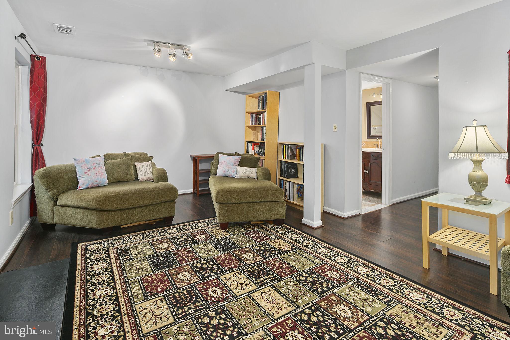 6245 Rathlin Drive Springfield, VA 22152 - Photo 28 of 43