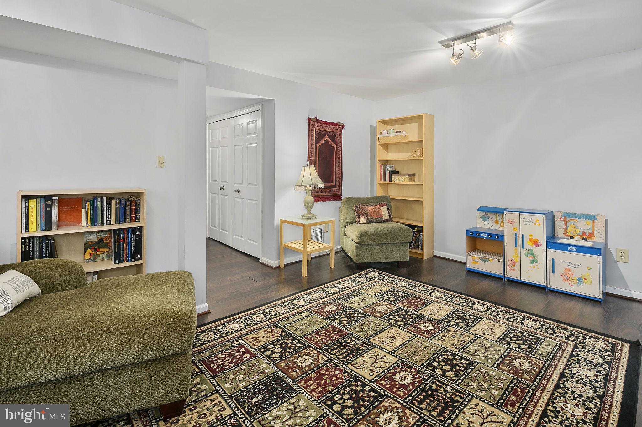 6245 Rathlin Drive Springfield, VA 22152 - Photo 29 of 43