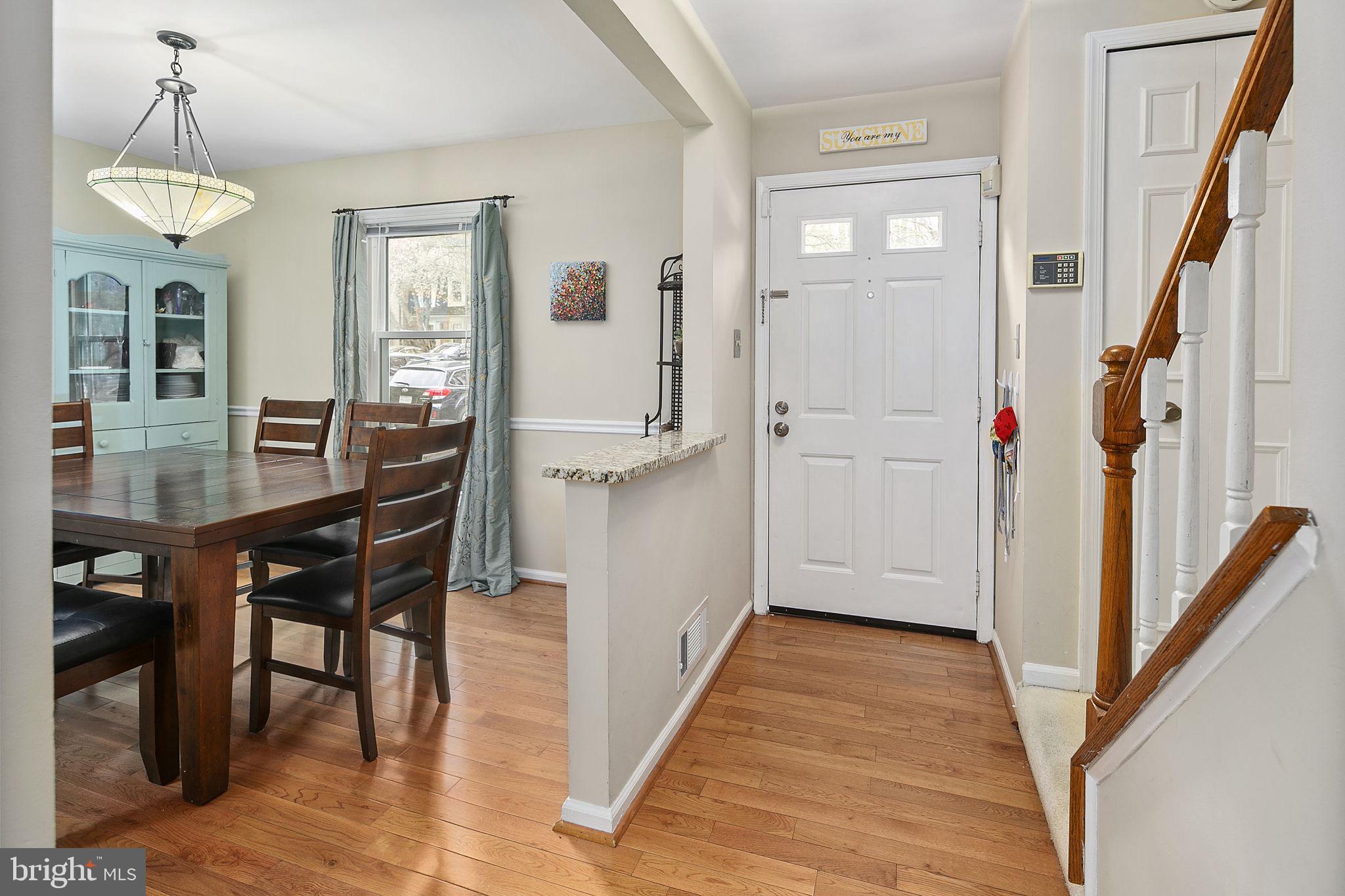 6245 Rathlin Drive Springfield, VA 22152 - Photo 5 of 43