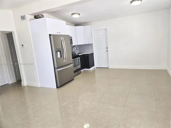 $2,950 | 6744 Southwest 21st Street, Miami, FL 33155