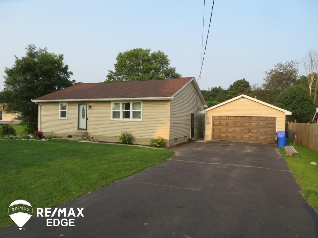 8050 Clio Road Mount Morris, MI 48458 - Photo 1 of 23 50050861.JPG