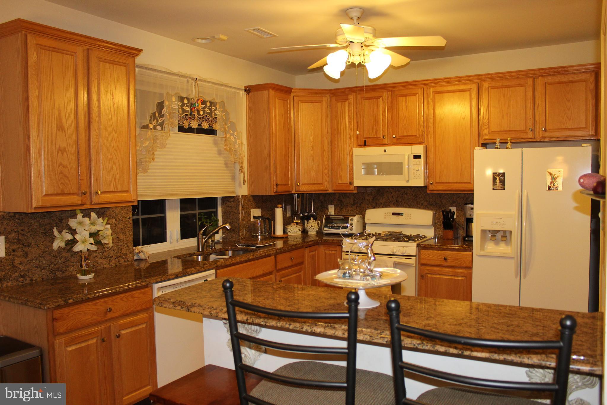 66 Pennington Court Delanco, NJ 08075 - Photo 11 of 37 Kitchen
