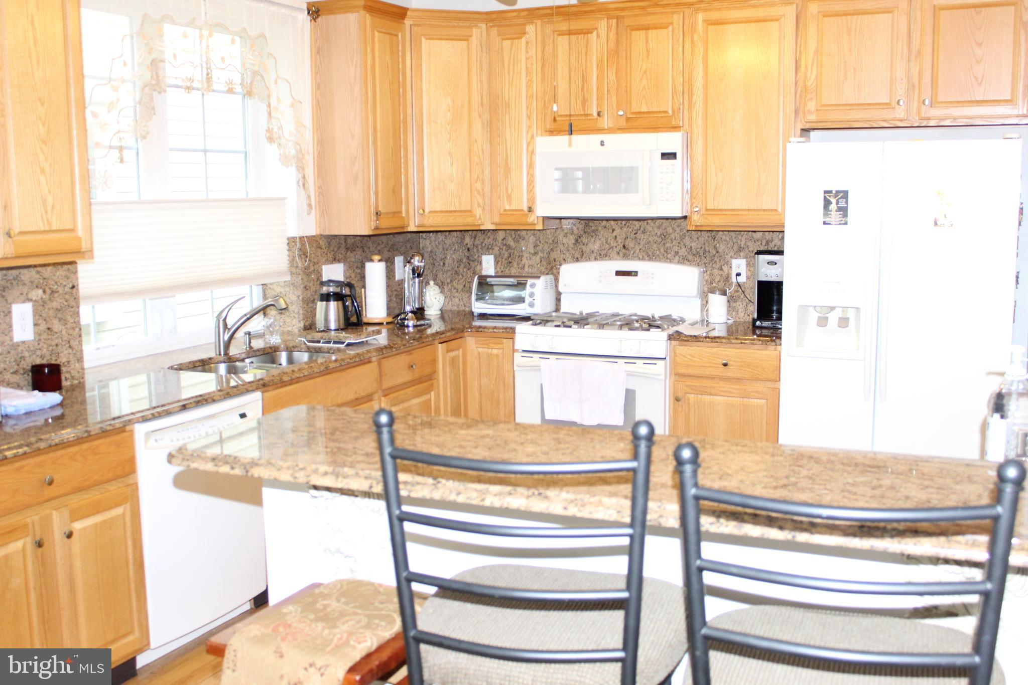 66 Pennington Court Delanco, NJ 08075 - Photo 12 of 37 Kitchen