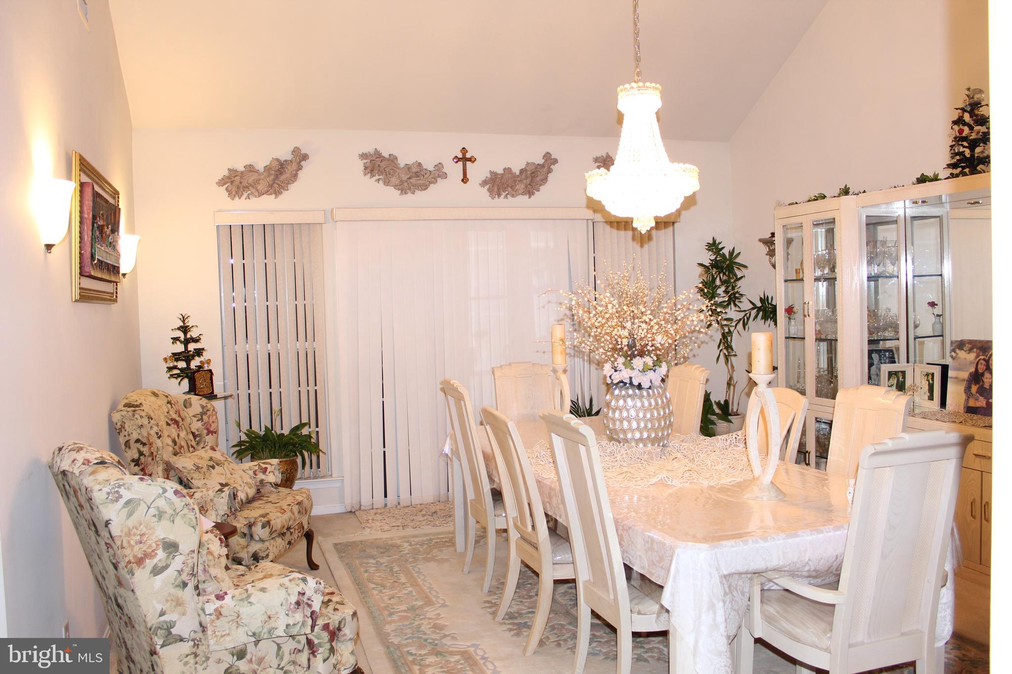 66 Pennington Court Delanco, NJ 08075 - Photo 17 of 37 Dining Room