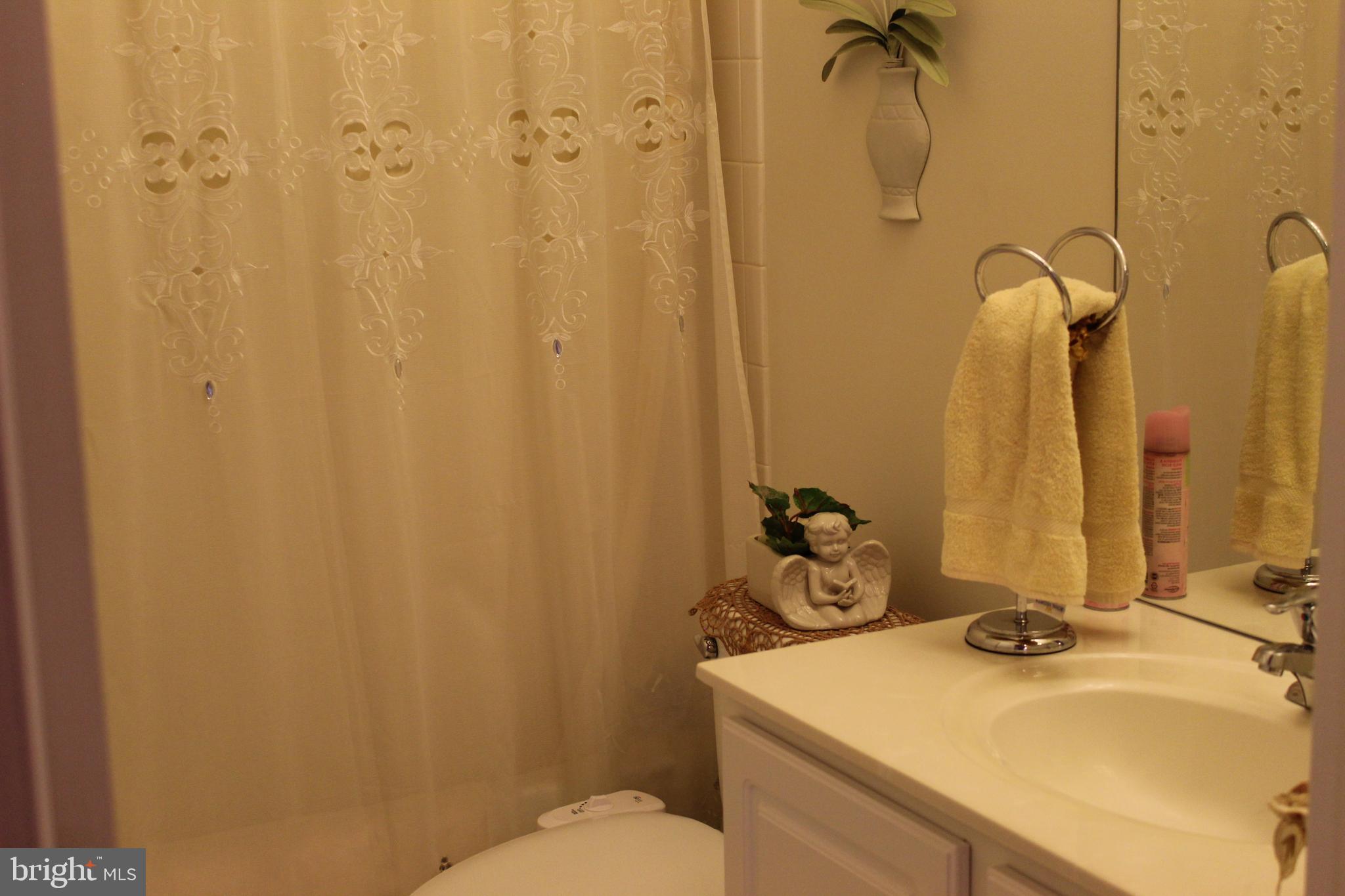 66 Pennington Court Delanco, NJ 08075 - Photo 27 of 37 Bathroom 3