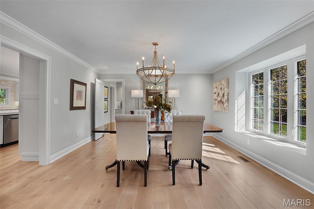 241 South Graeser Road Creve Coeur, MO 63141 - Photo 25 of 66 Gallery Image 25