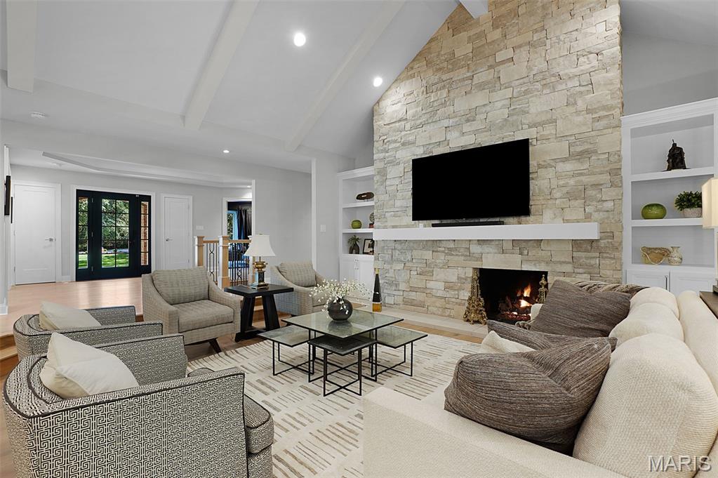 241 South Graeser Road Creve Coeur, MO 63141 - Photo 8 of 66 Gallery Image 8