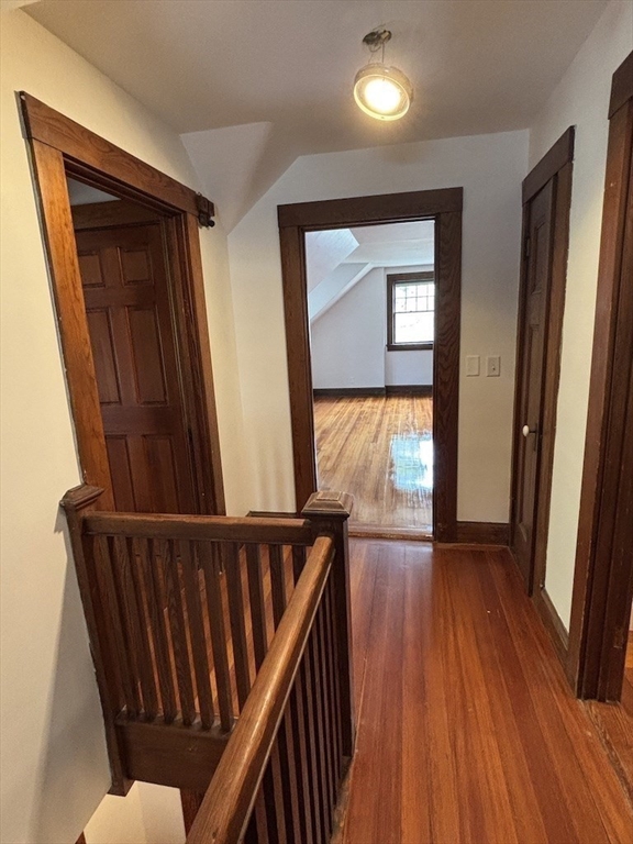 41 Powell Street, Unit UPPR Brookline, MA 02446 - Photo 3 of 14