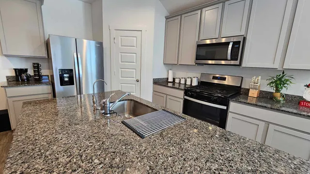 $1,995 | 31814 Whittis Hill Way, Fulshear, TX 77441