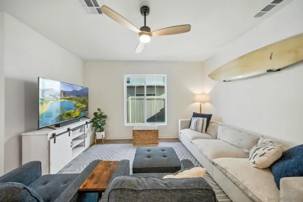 $669,000 | 239 Blended Place, Fallbrook, CA 92028