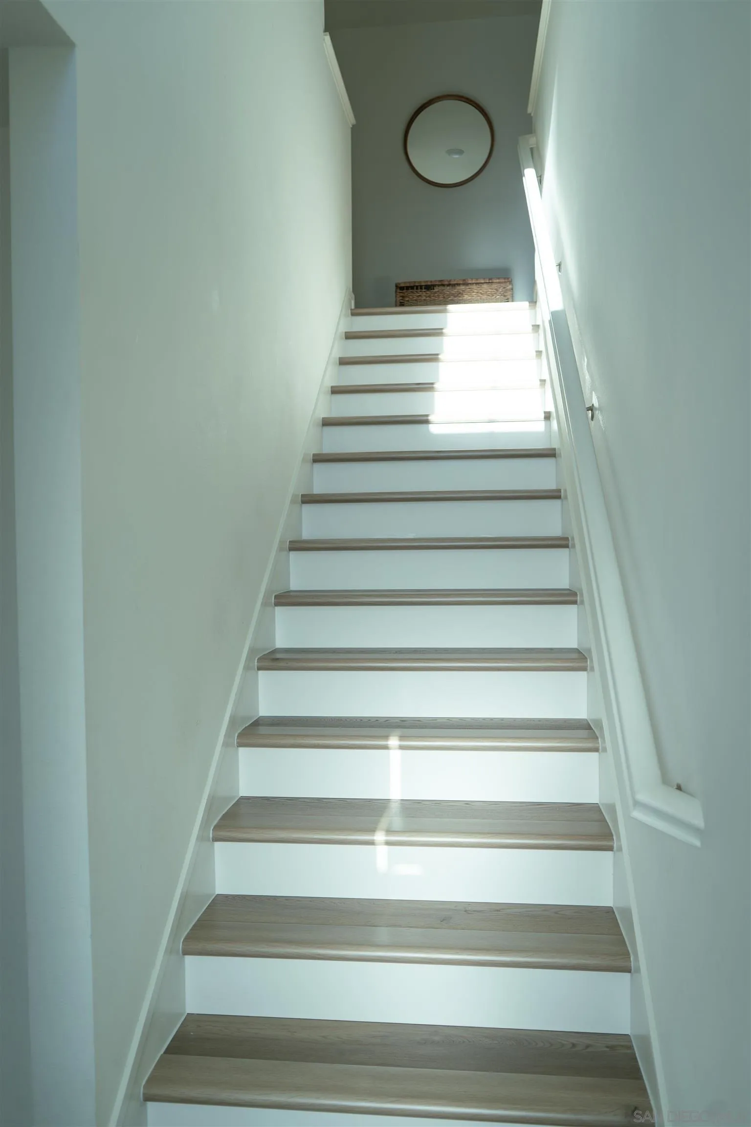 239 Blended Place Fallbrook, CA 92028 - Photo 22 of 64 a view of entryway