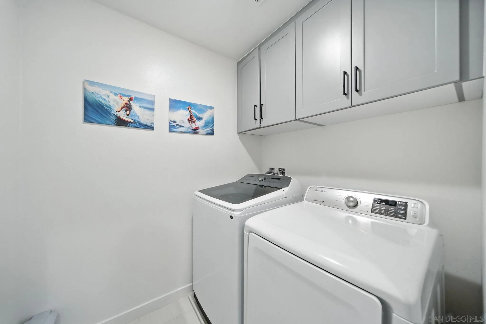 239 Blended Place Fallbrook, CA 92028 - Photo 33 of 64 a utility room with dryer and washer