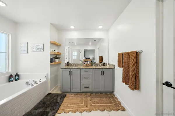 $669,000 | 239 Blended Place, Fallbrook, CA 92028