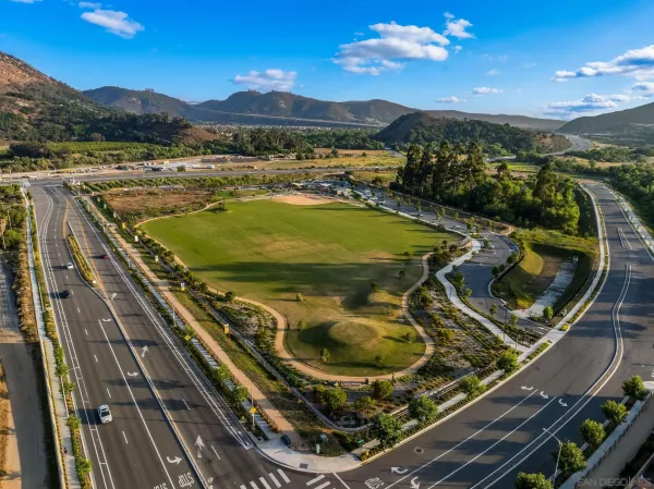 $669,000 | 239 Blended Place, Fallbrook, CA 92028