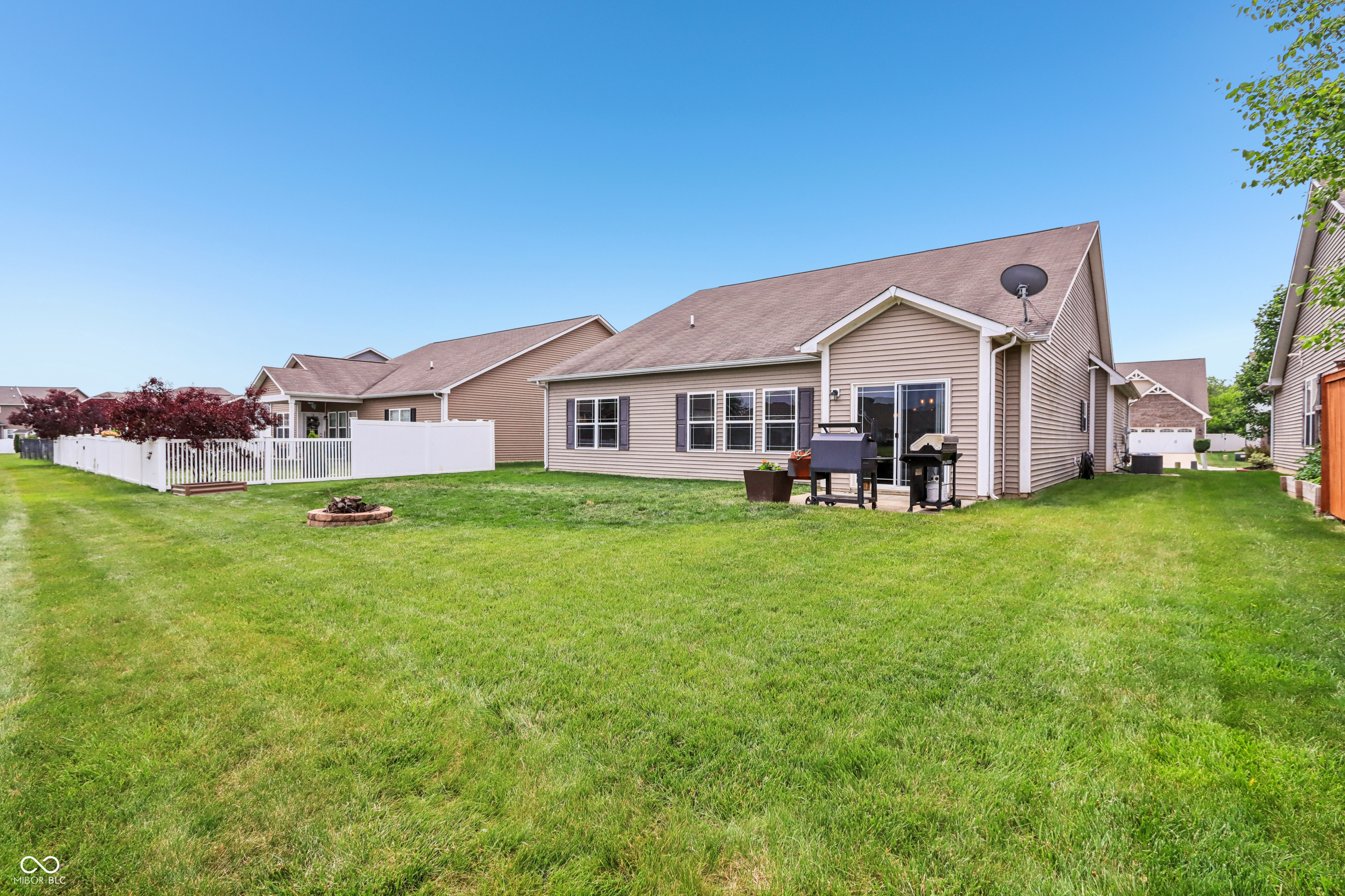 1893 Devonshire Avenue Avon, IN 46123 - Photo 37 of 41