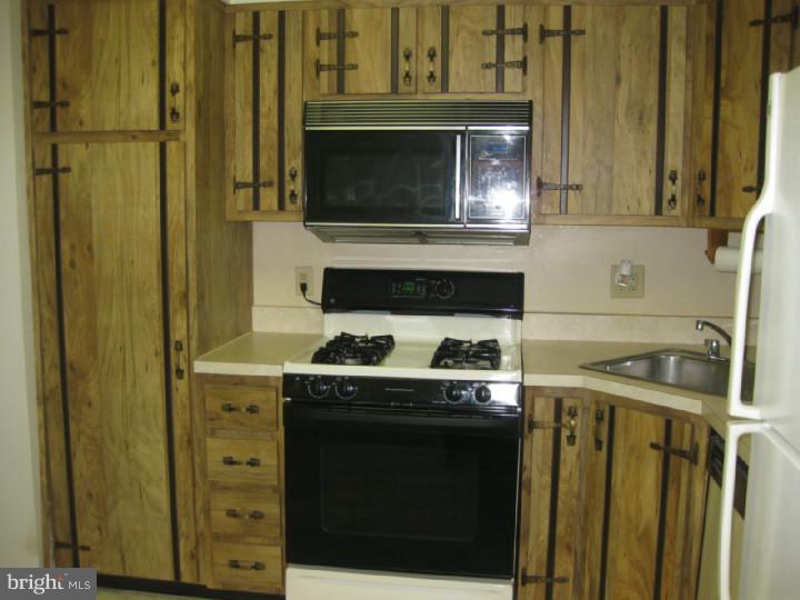 3440 Mill Road Hatboro, PA 19040 - Photo 5 of 16 Kitchen