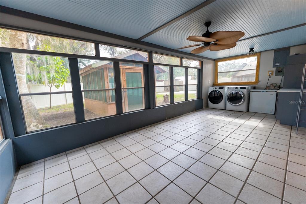 1860 Northeast 62nd Street Ocala, FL 34479 - Photo 31 of 64 a view of an empty room and window