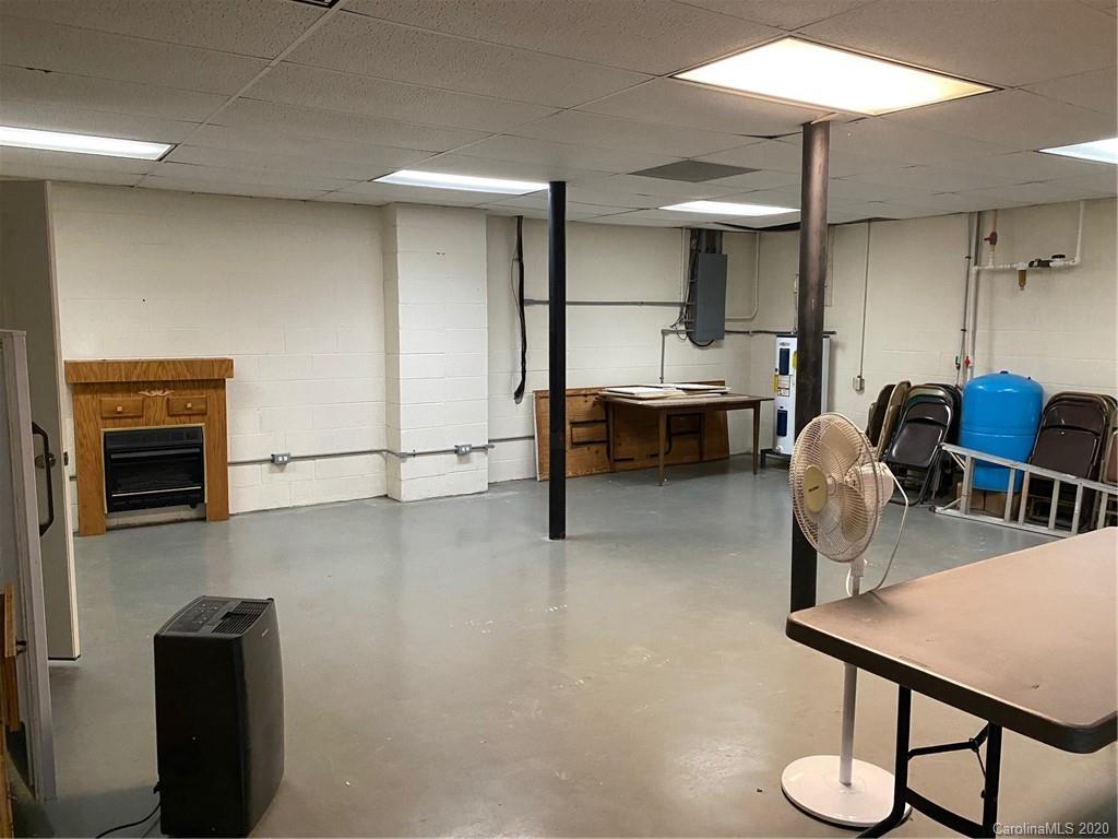 8566 Island Point Road Sherrills Ford, NC 28673 - Photo 11 of 21 Gallery Image 11