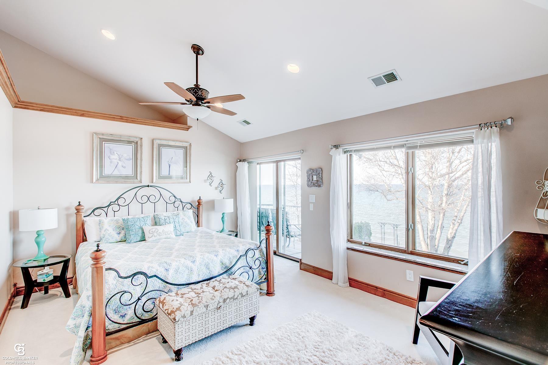 3864 North Lakeshore Road Deckerville, MI 48427 - Photo 42 of 88 50107318-41.JPG