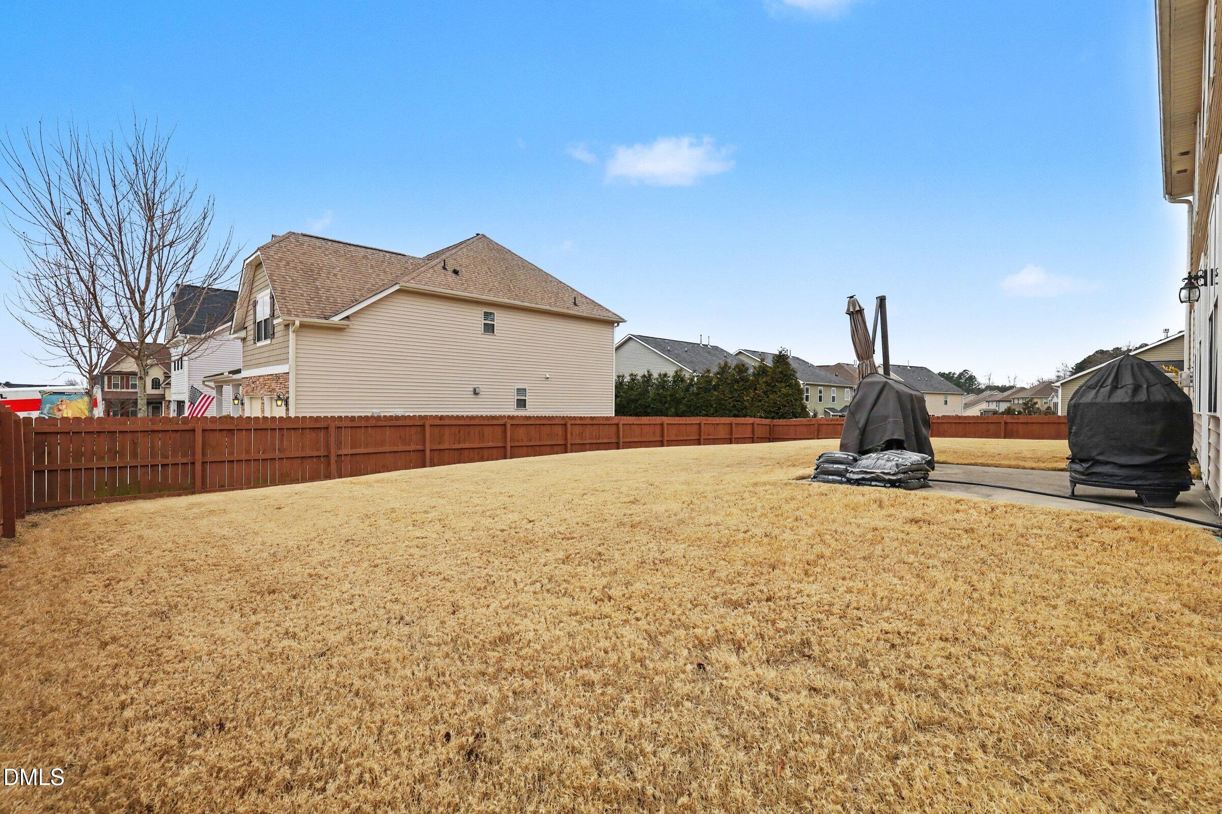 7471 Randshire Way Raleigh, NC 27616 - Photo 34 of 38 034_file_9564