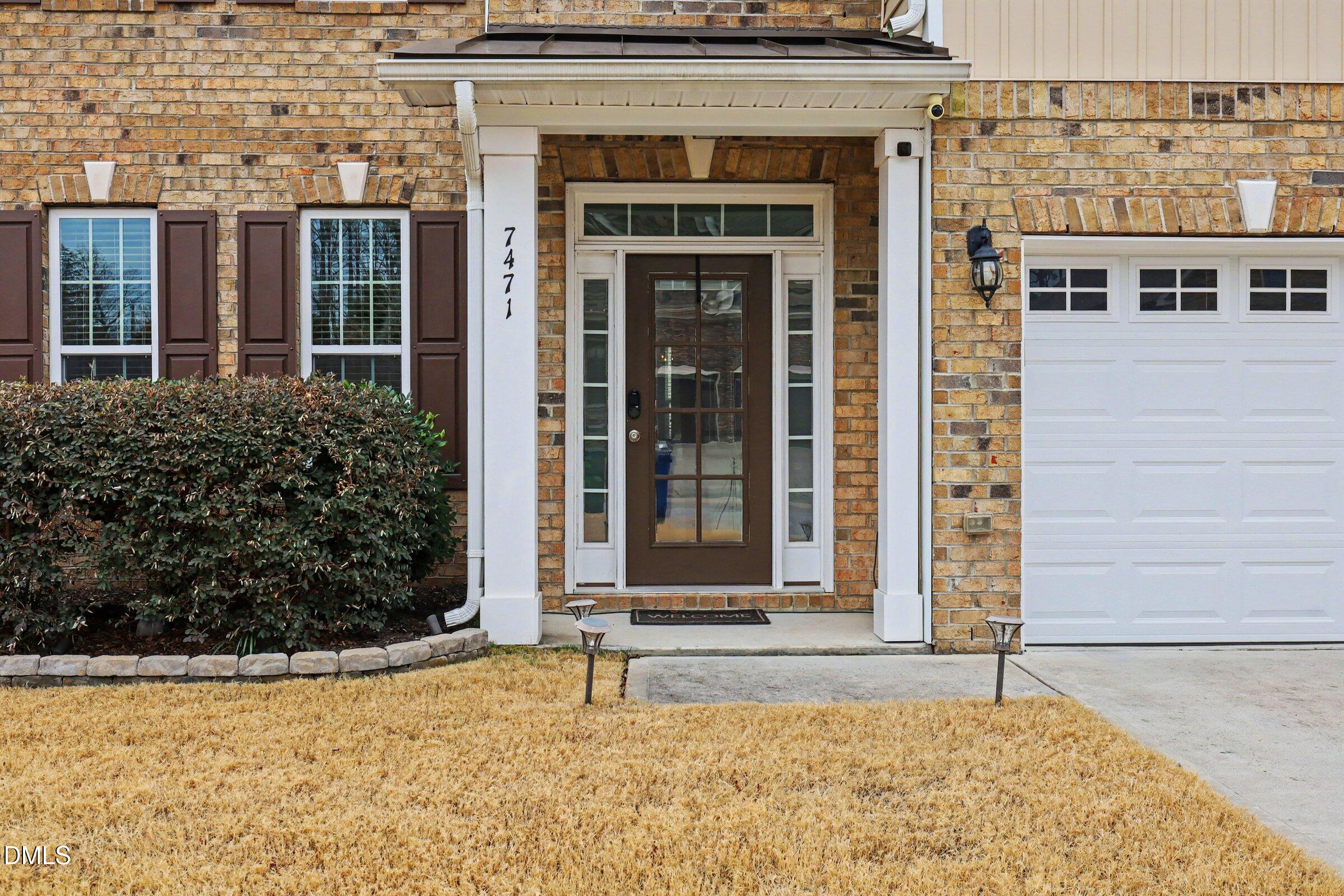 7471 Randshire Way Raleigh, NC 27616 - Photo 4 of 38 004_file_4564