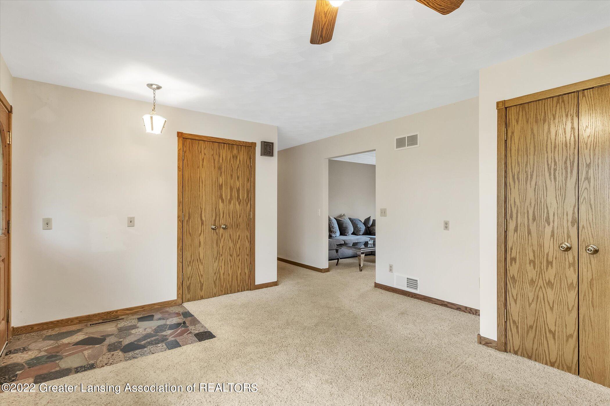 800 East Frost Road Williamston, MI 48895 - Photo 11 of 65 09-800-E-Frost-WindowStill-Real-Estate-P