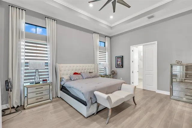 a view of a storage & utility room with washer and dryer