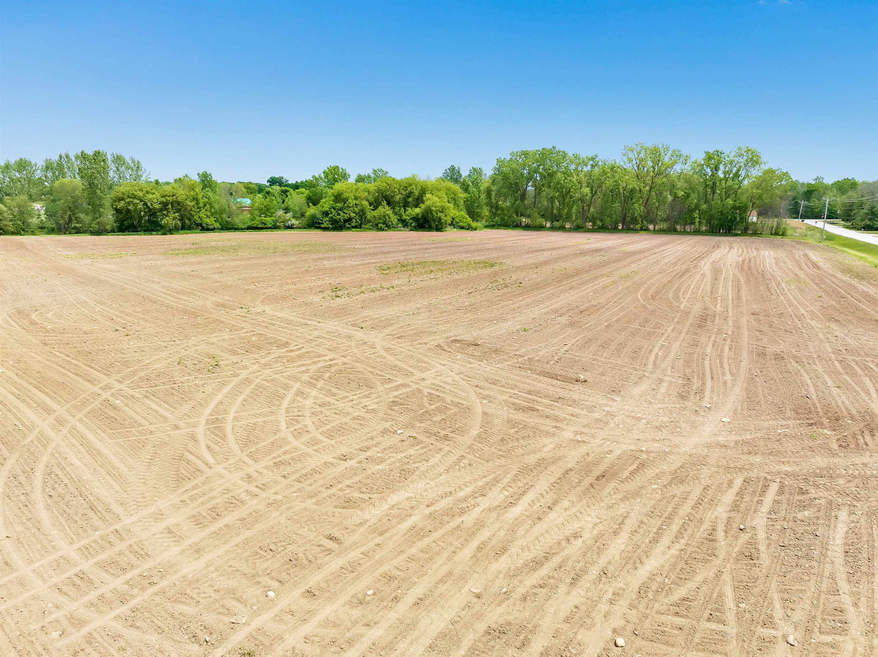 Champeau Rd Green, Unit 3 Green Bay, WI 54229 - Photo 2 of 14