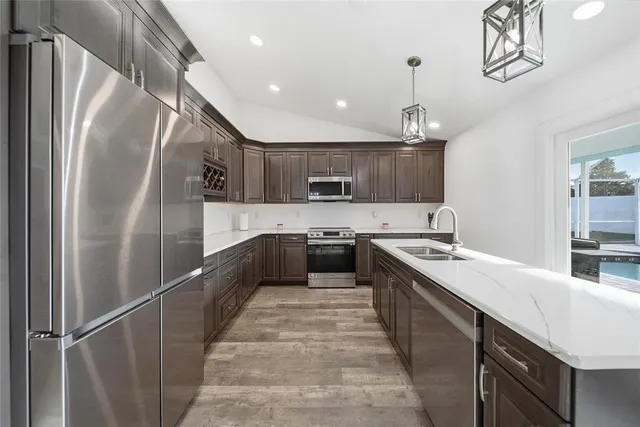 $625,000 | 9823 Sunnyoak Drive, Riverview, FL 33569