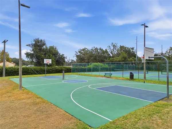 $595,000 | 9823 Sunnyoak Drive, Riverview, FL 33569