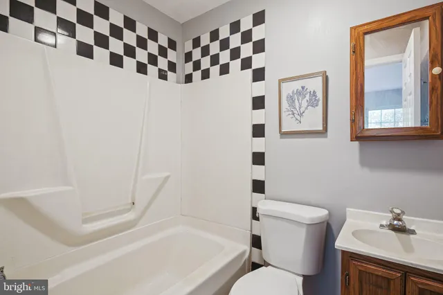 $414,000 | 42173 Ridge Road, Mechanicsville, MD 20659