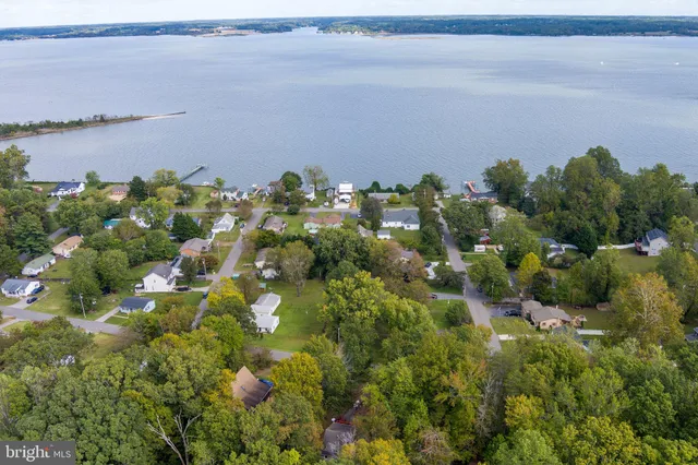 $414,000 | 42173 Ridge Road, Mechanicsville, MD 20659