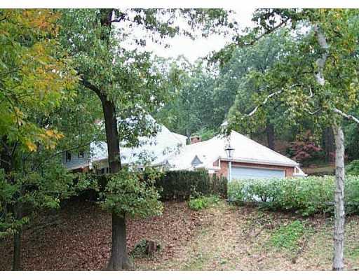 175 Highland Road Fox Chapel, PA 15238 - Photo 1 of 1 Gallery Image 1