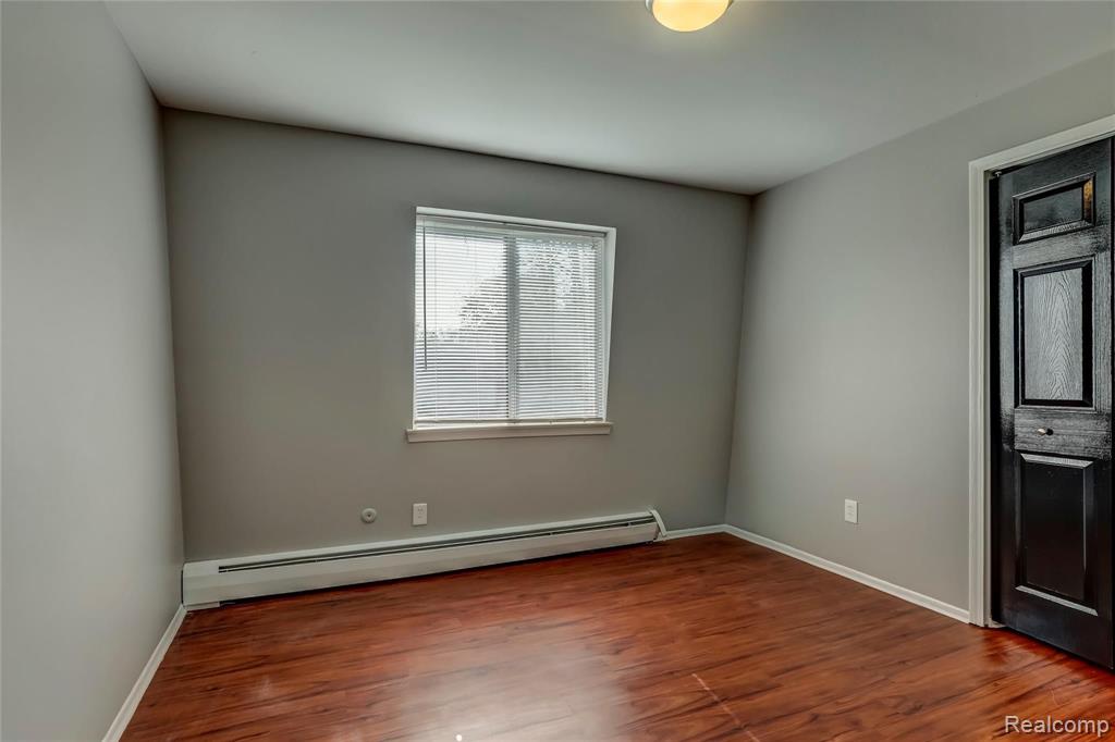 2173 Decker Road, Unit 46 Walled Lake, MI 48390 - Photo 10 of 14