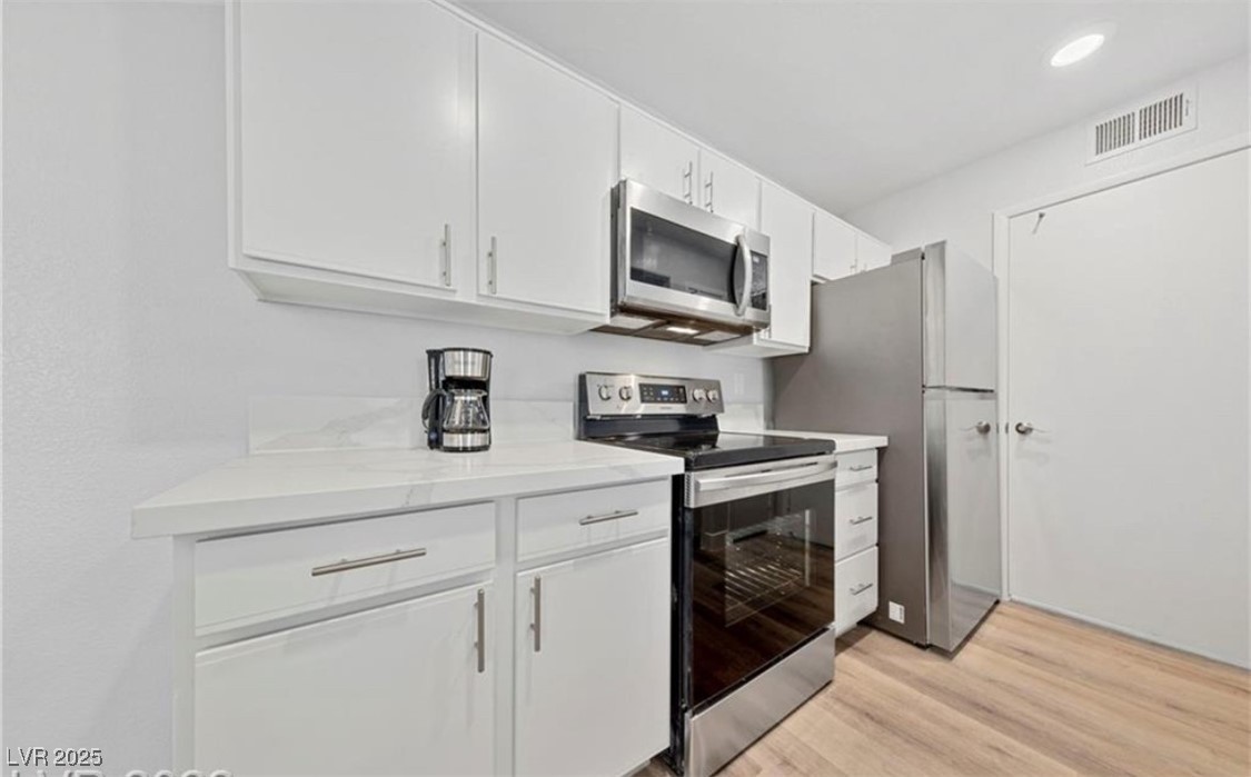 2300 East Silverado Ranch Boulevard, Unit 2040 Las Vegas, NV 89123 - Photo 10 of 15