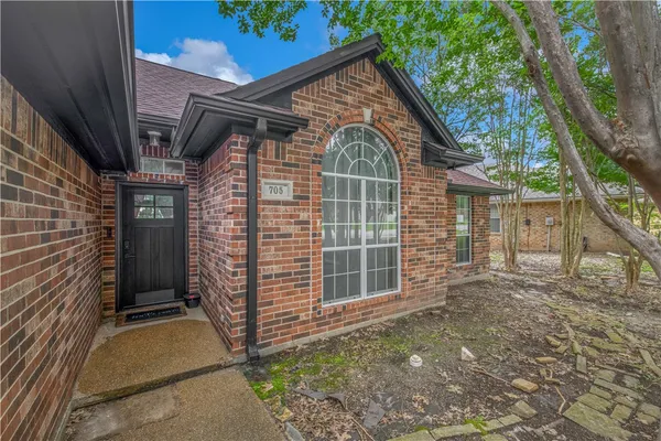 $449,000 | 705 Summerglen Drive, College Station, TX 77840