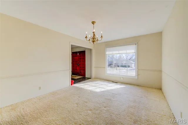 $695,500 | 15137 Chamisal Drive, Chesterfield, MO 63017