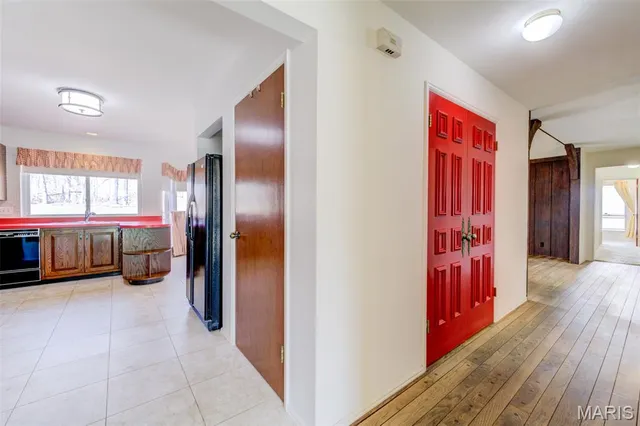 $695,500 | 15137 Chamisal Drive, Chesterfield, MO 63017