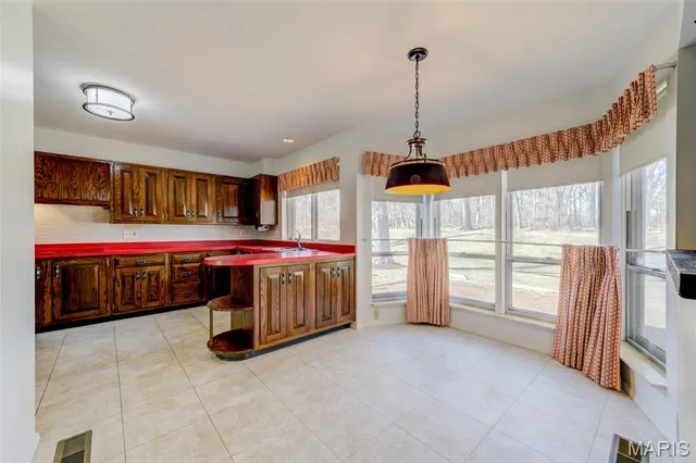 $695,500 | 15137 Chamisal Drive, Chesterfield, MO 63017