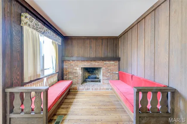 $695,500 | 15137 Chamisal Drive, Chesterfield, MO 63017